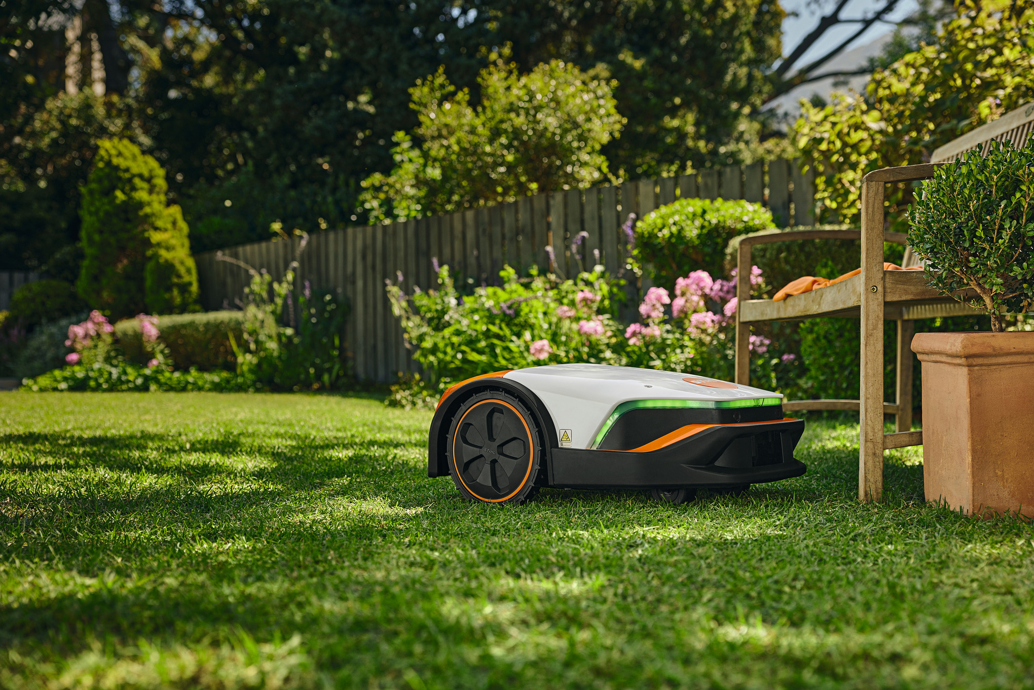 iMOW® 7 Robotic Lawnmower